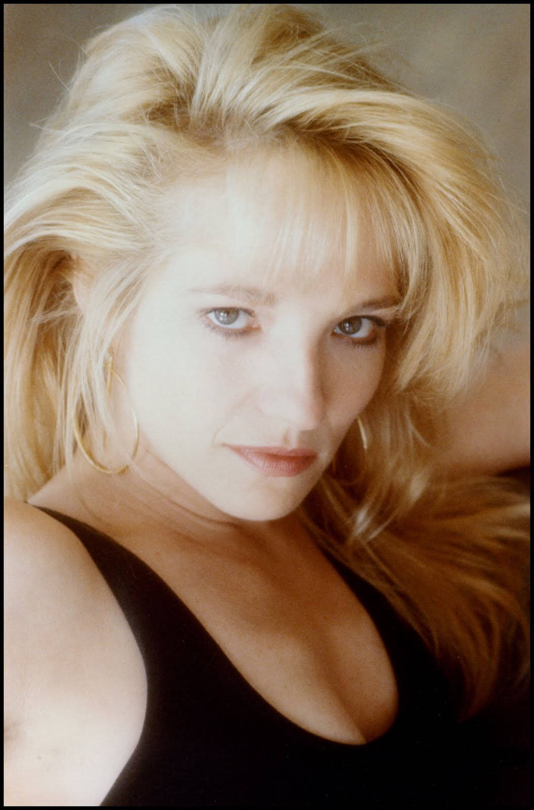 Young Ellen Barkin Hot Actress Background