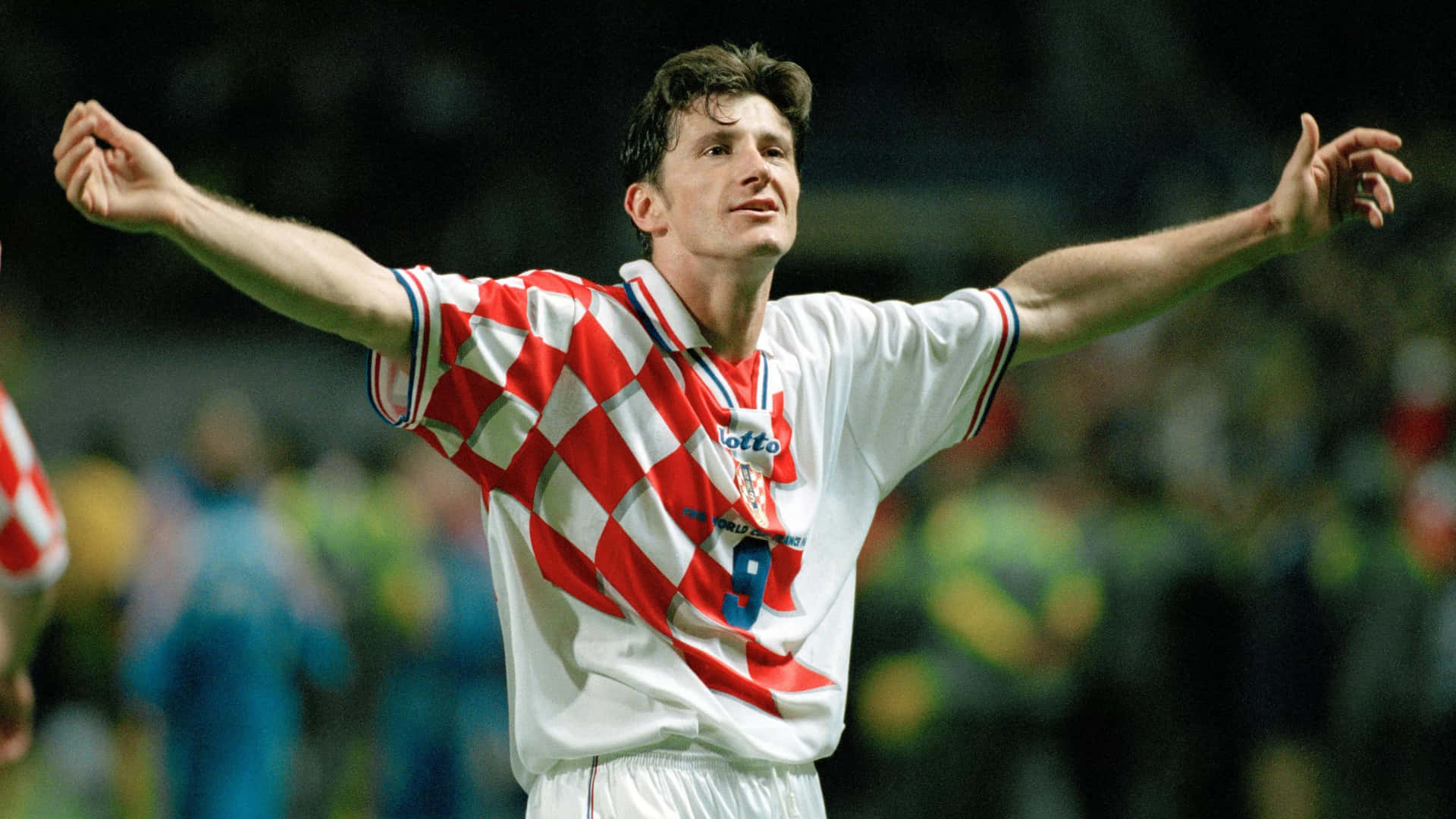 Young Footballer Davor Suker Game Background