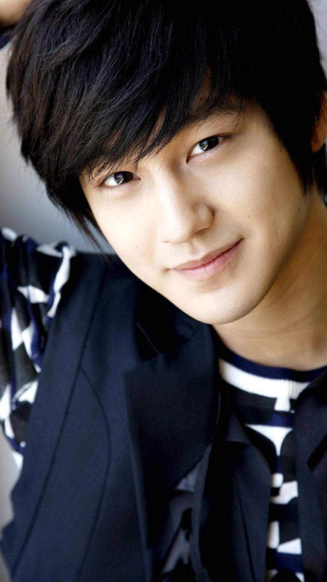 Young Kim Bum Background