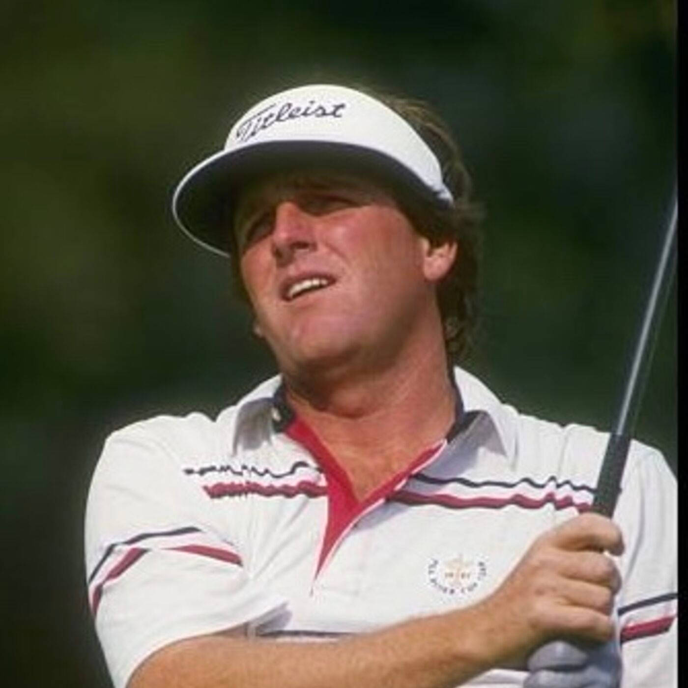 Young Mark Calcavecchia Golfing Background