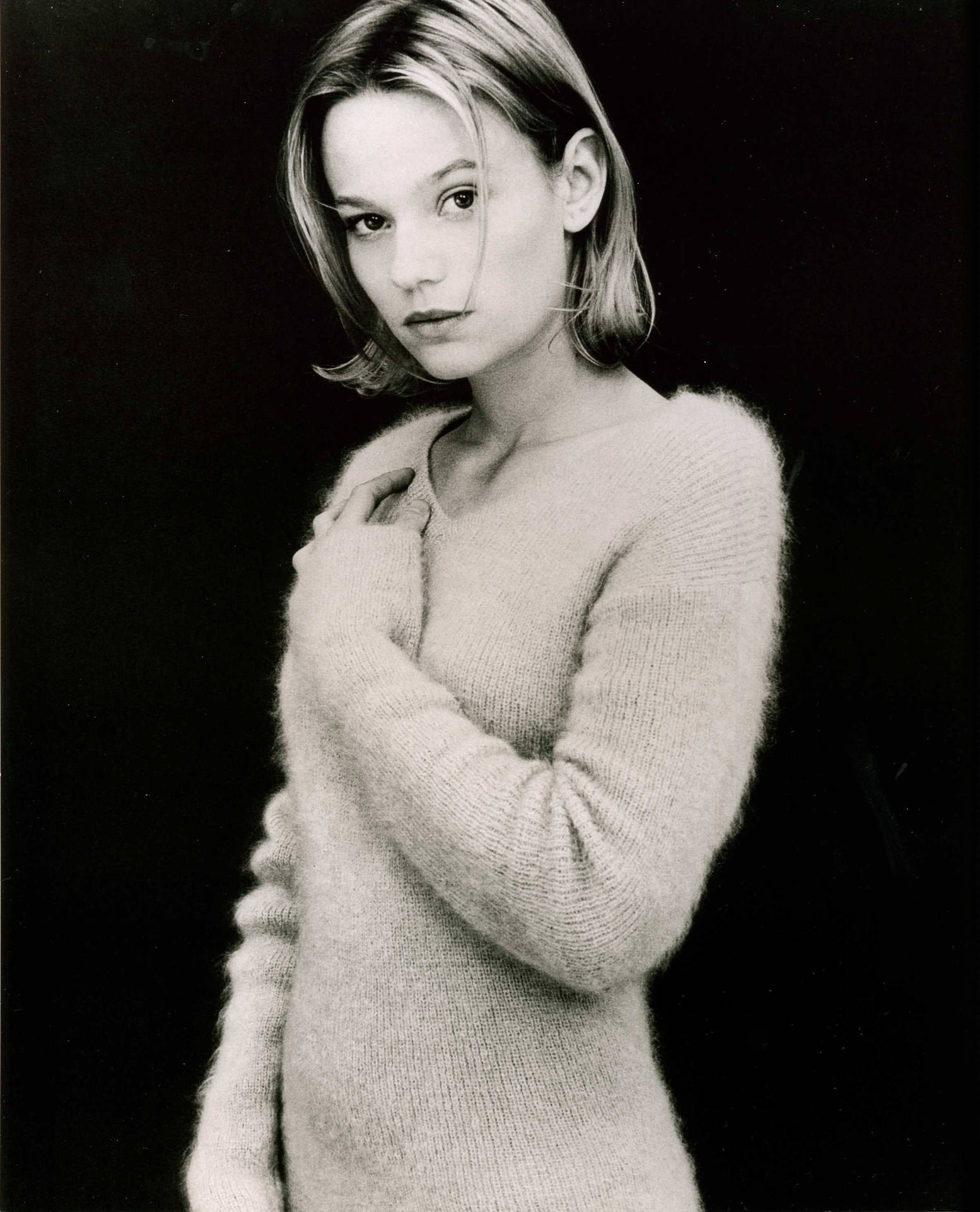 Young Samantha Mathis In Grayscale