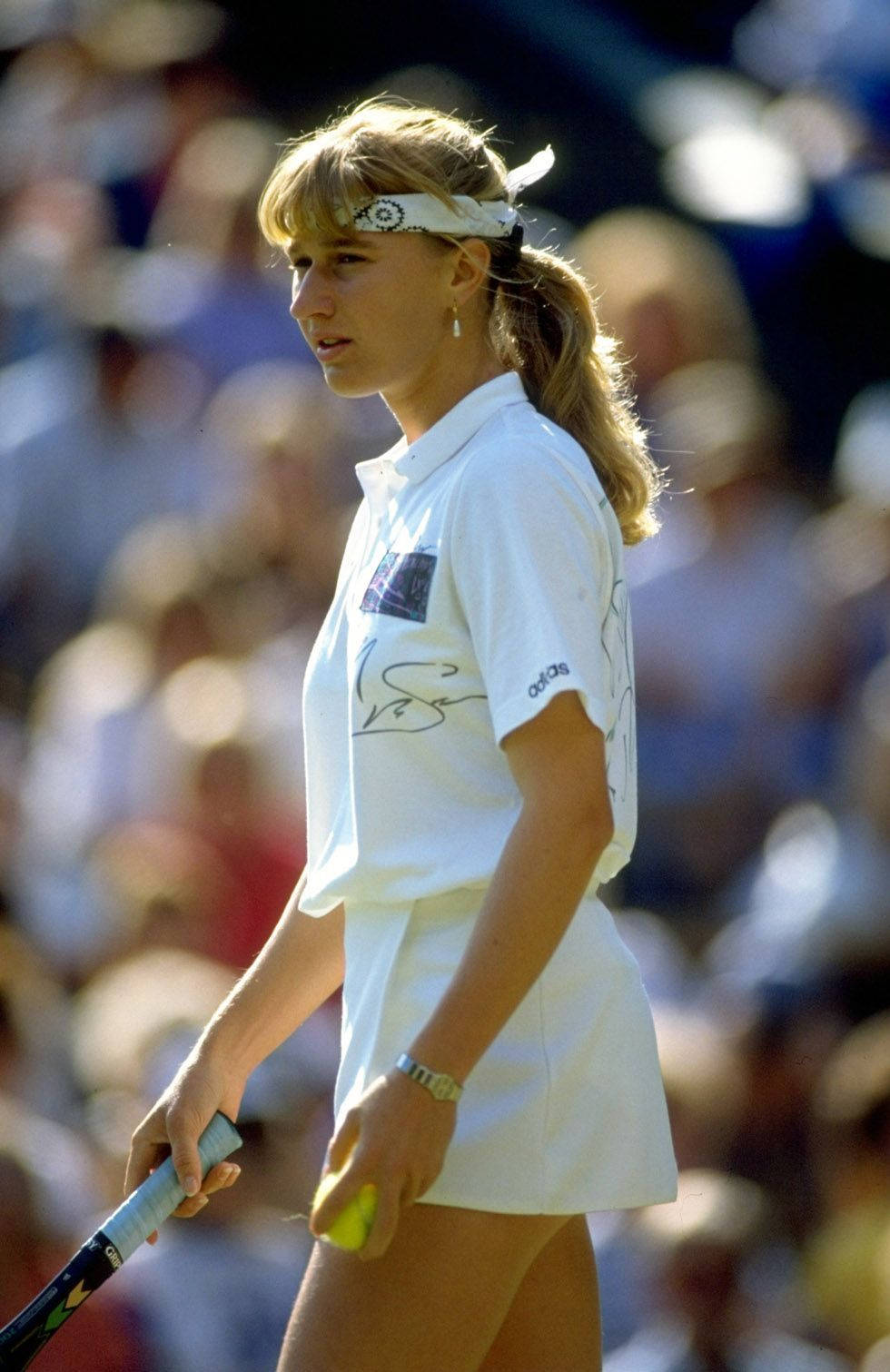 Young Steffi Graf Standing Background