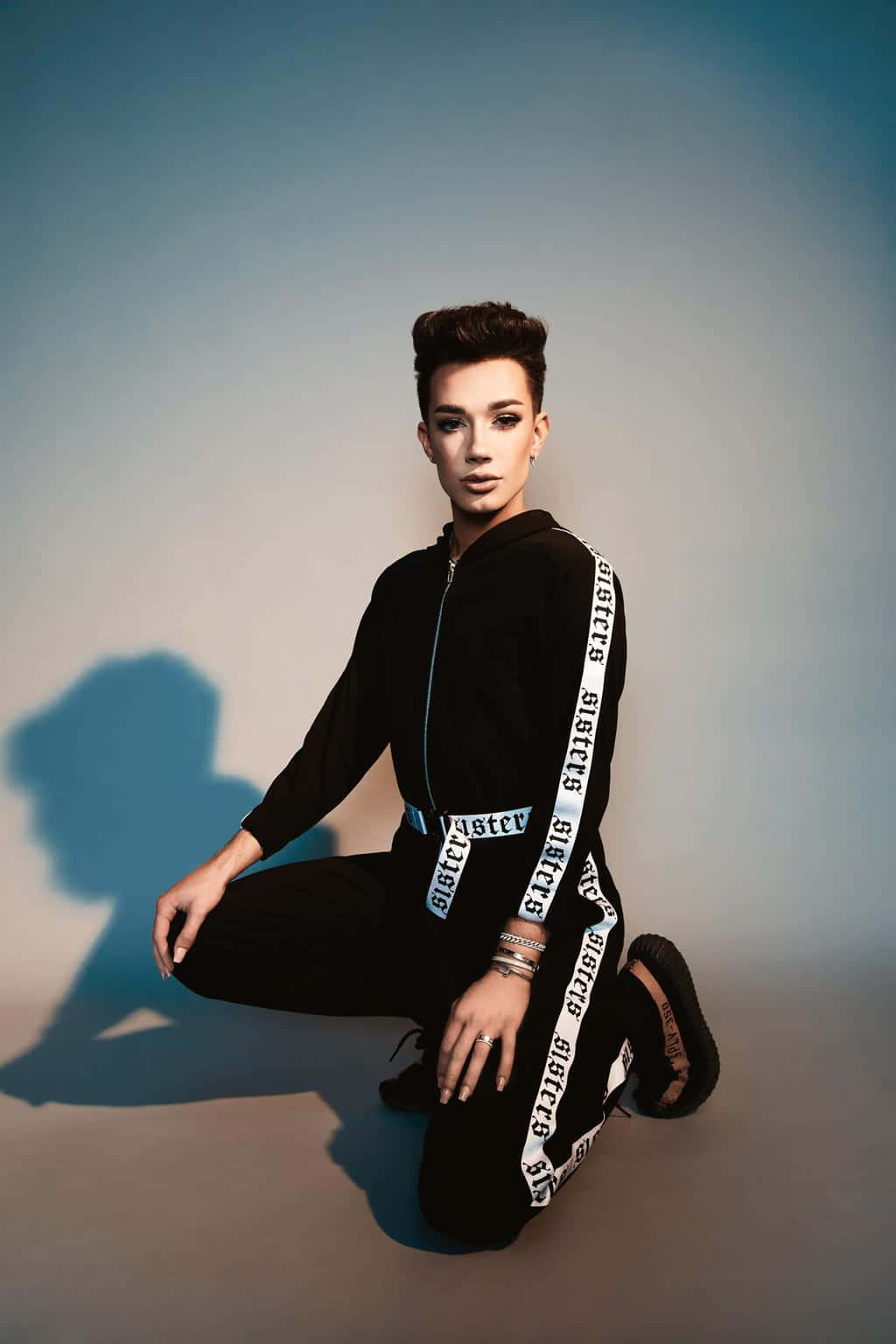 Youtube Beauty Guru James Charles Looks Stunning In This Glamorous Look. Background