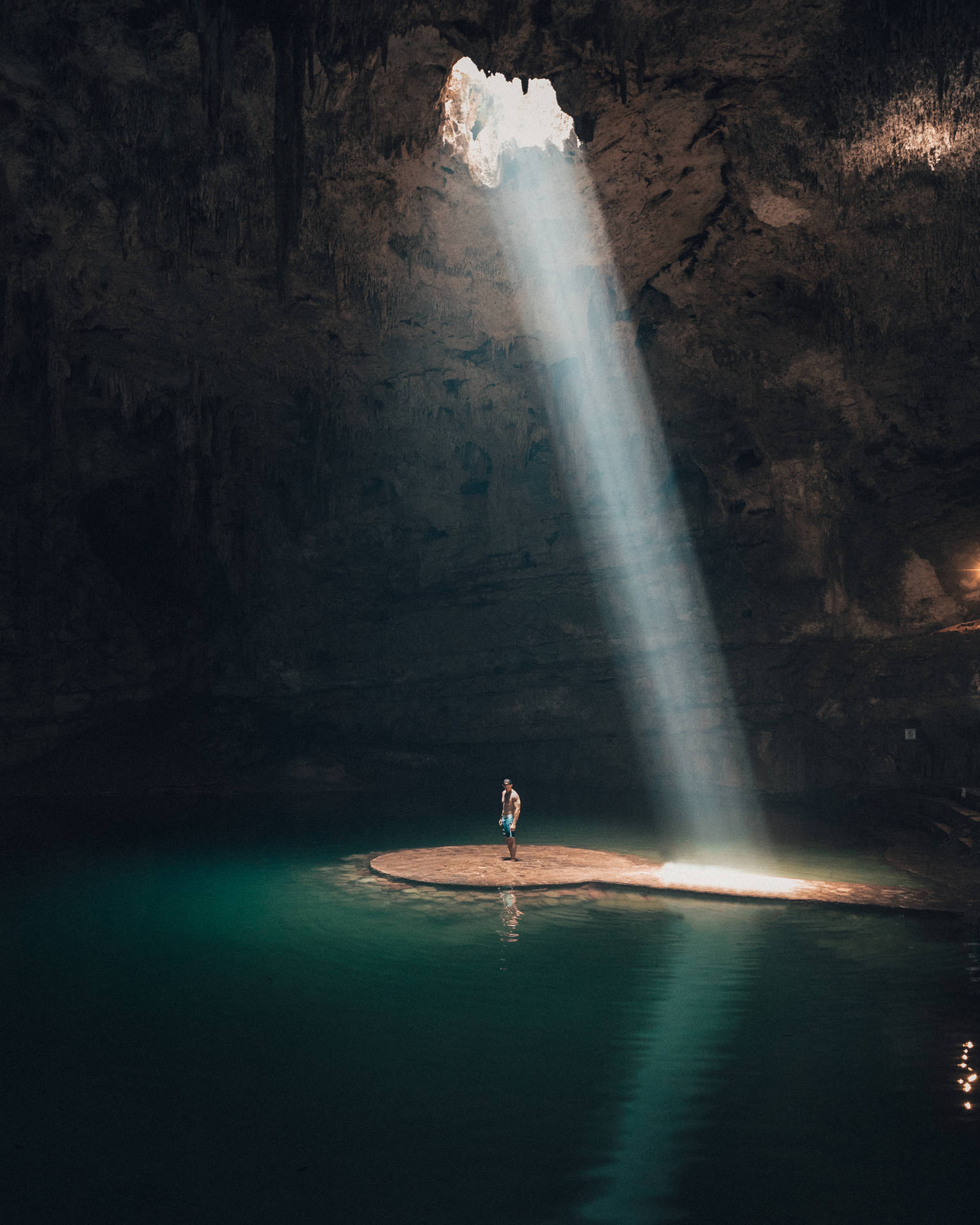 Yucatan Cenote Suytun Sunlight Background