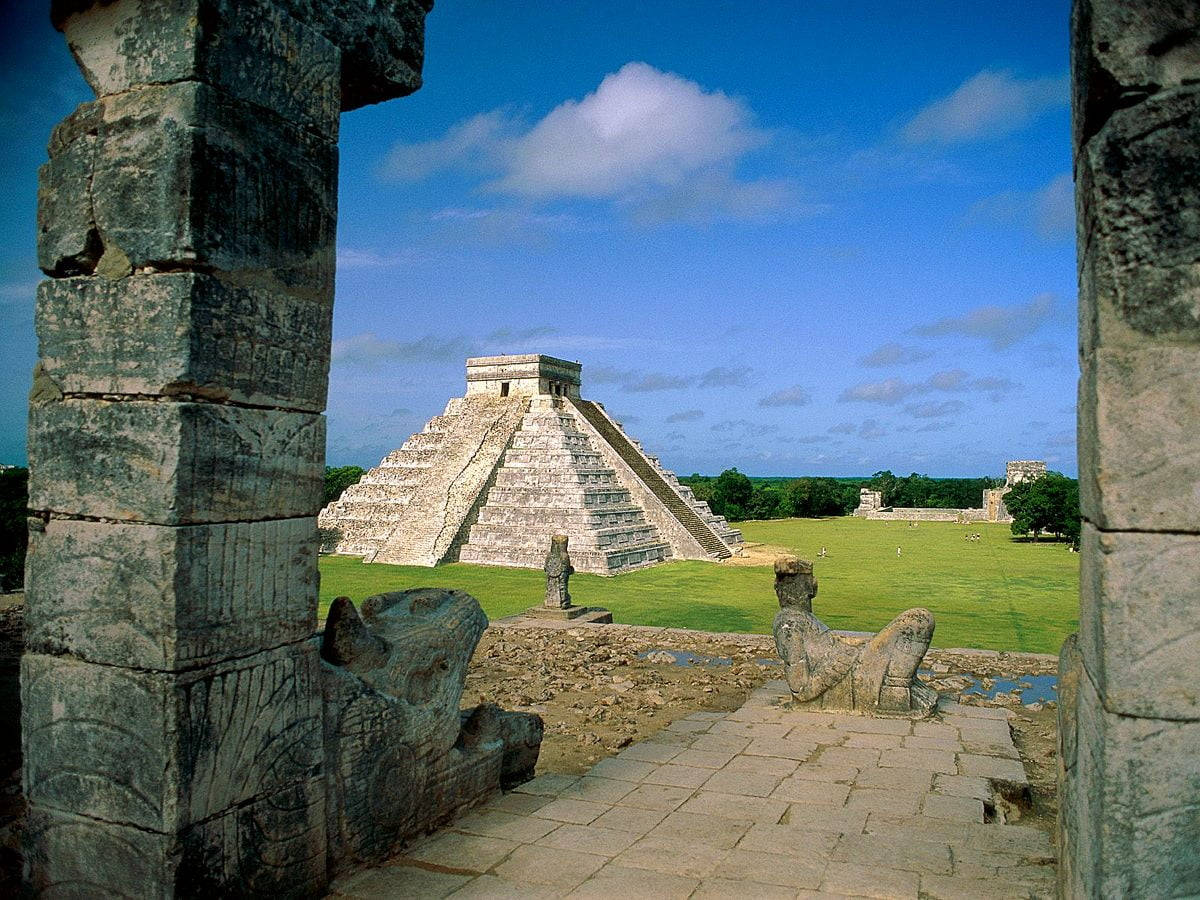 Yucatan Mayan Pyramid Temple Background