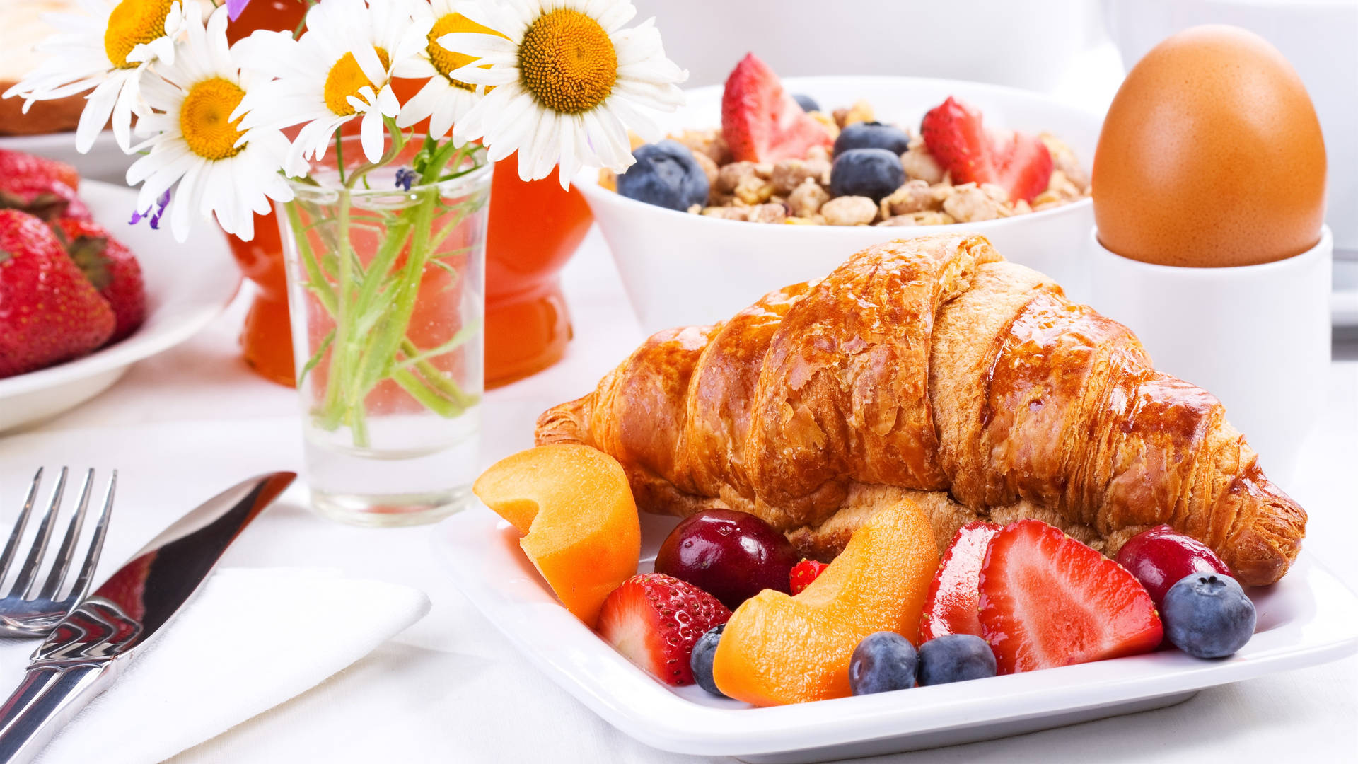 Yummy Fruit Breakfast Background