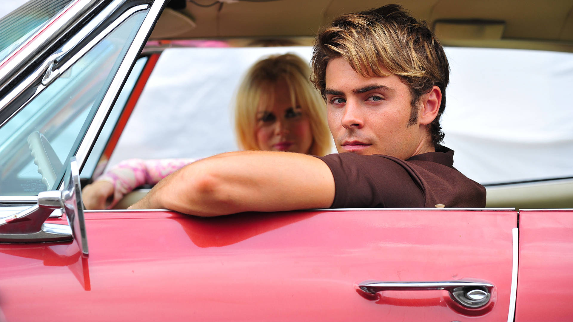 Zac Efron And Nicole Kidman In The Paperboy Background