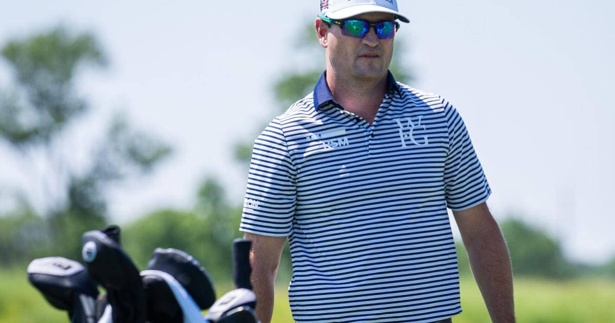 Zach Johnson In Striped Shirt Background