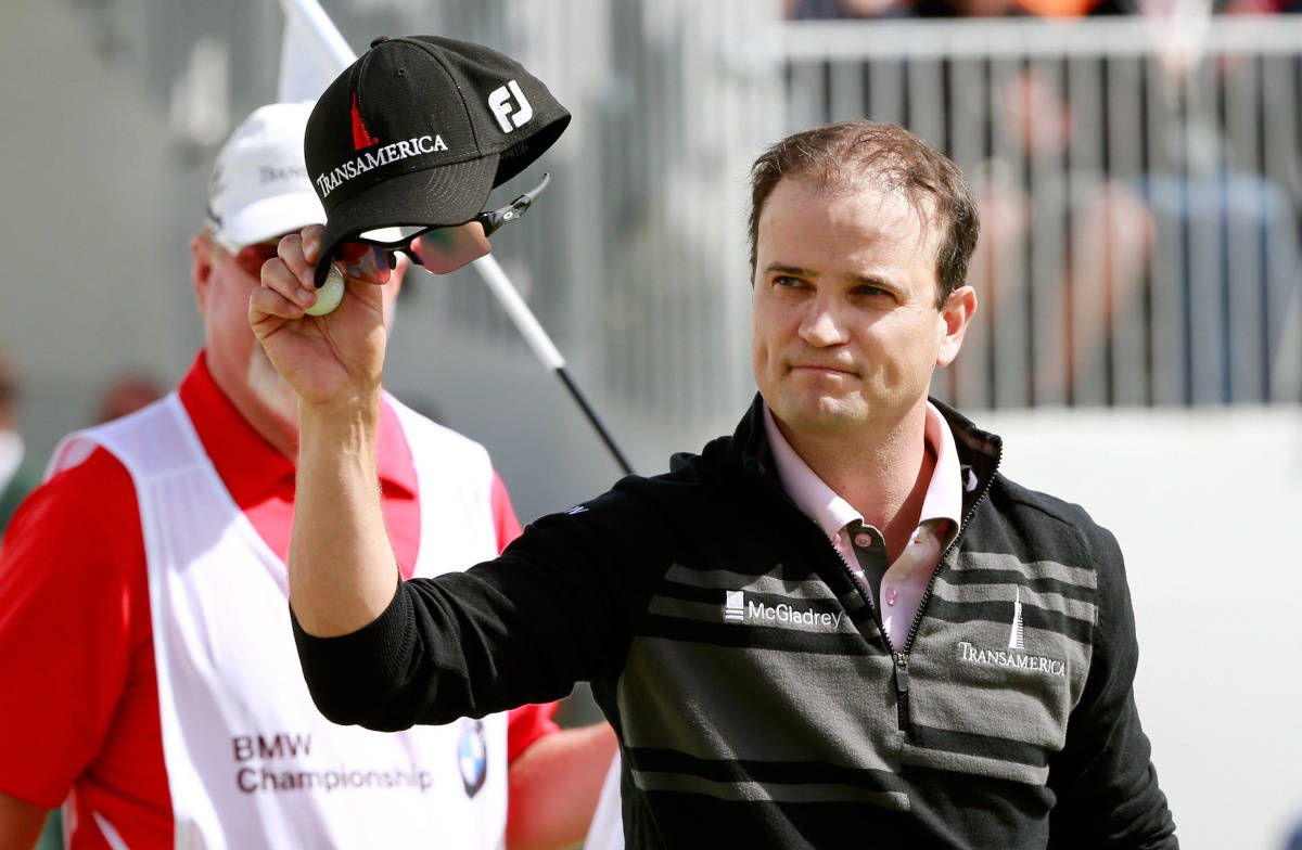 Zach Johnson Raising His Cap Background