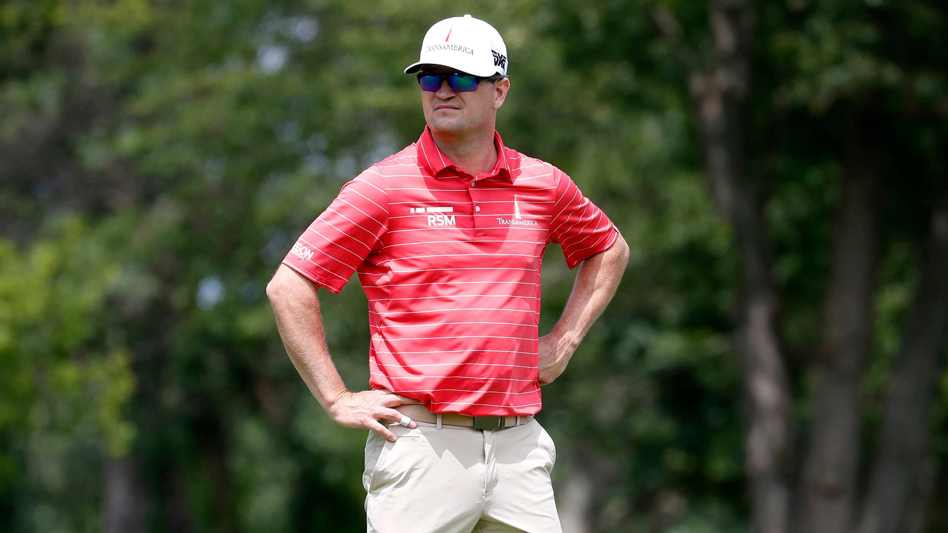 Zach Johnson Red Shirt Background