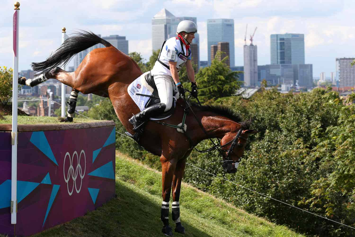 Zara Tindall Competing In An Equestrian Match At The Summer Olympics Background