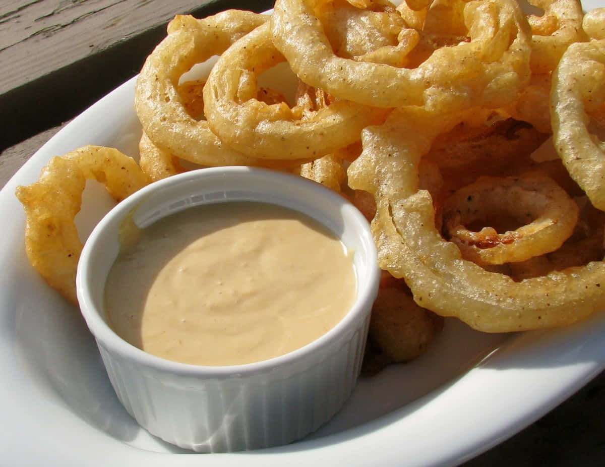 Zesty Dip For Onion Rings Background